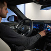 BMWとMINIの車内で動画配信サービス視聴可能に