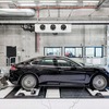 ポルシェの250km/hまで走行中の振動と騒音を精密に再現する試験装置「FaSiP」