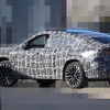 BMW iX4 市販型のプロトタイプ