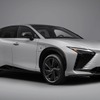 レクサス RZ 550e F SPORT AWD（米国仕様）