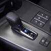 レクサス『UX 300h』の「F SPORT ハンドリング」（米国仕様）