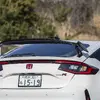 シェブロン形状が施されたシビックタイプR用テールゲートスポイラー