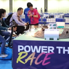 ペダル発電を使ったレース体験