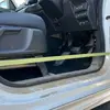 浸水した車両（テープ部分は浸水時の水位を示す）