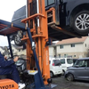 ヤード内での車両確認作業