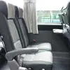 いすゞの大型観光バス『ガーラ』改良新型の市販第1号車を国際興業が導入
