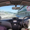 ライセンスが無くても愛車でF1コースを走れる体験走行
