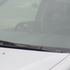 車外から見ると本当に目立たない。もちろん、それでも駐車時などは盗難防止のため外しておいた方がいいが、このさりげなさは嬉しい。