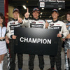 ST-4クラスの王座トリオ。松井孝允、谷川達也、河村直樹。（C） スーパー耐久機構。写真提供：スーパー耐久機構