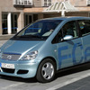ダイムラークライスラーの新型燃料電池自動車『F-Cell』がナンバー取得