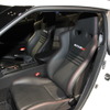 NISMOロゴ入りカーボンバケットシート