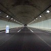 新たなトンネル照明の開発に向けた実証実験