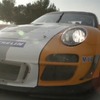 911 GT3 R ハイブリッドの走行シーン