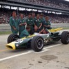 1965年のインディ500でジム・クラークの38号車が優勝
