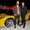 アーロン・エクハート（左）とジェレミー・レナー