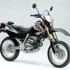 ホンダがスーパーモタード用の新型バイクを発売