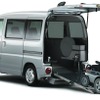 三菱タウンボックス車いす仕様車（ニールダウン式）