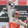 2010中国GPでのジェンソン・バトン（写真＝ブリヂストン）