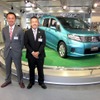 向かって左から小池デザイナー、加藤千明デザイナー（エクステリア）