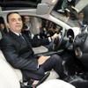 マイクラに乗り込むゴーン社長（ジュネーブモーターショー10）