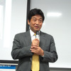 蓄電型地域交通推進協会代表理事の広島経済大学教授川村健一氏