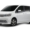 日産 セレナ 歴代のライダー