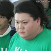 あのマツコ・デラックスが佐藤浩一と大泉洋をビビらせる!?……JRA新CM 凄むマツコ・デラックス。迫力満点の表情だ