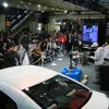 匠による超高性能パワートレインの手組み工程展示