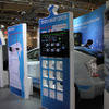 トヨタ自動車のスマートグリッド実証実験を紹介する会場内の展示パネル