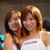 【オートギャラリー2003】花より団子、クルマよりギャル!!