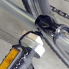 筆者の自転車では、クランクに取り付けるマグネットにスペーサー（といってもただの木片）を挟まないと磁力を感知できなかった。