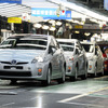 10月の国内自動車生産、エコカー補助金終了の影響で12カ月ぶりマイナス（写真はトヨタプリウス）