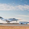 小型ビジネスジェットの量産型初号機が初飛行に成功