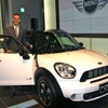 4ドアのクロスオーバーが登場