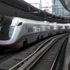 秋田新幹線は田沢湖線区間が開通。写真は14日、東京駅