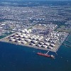 【東日本大地震】エクソンモービル、塩釜油槽所に石油タンカーが22日到着 画像