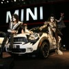 MINI カントリーマン（日本名：クロスオーバー）とロックバンド、キッス（KISS）のコラボレーション（ニューヨークモーターショー11）
