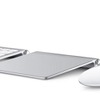 iMacは、ワイヤレスキーボードと、Magic MouseもしくはMagic Trackpadを標準で装備 iMacは、ワイヤレスキーボードと、Magic MouseもしくはMagic Trackpadを標準で装備