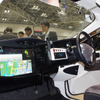 パイオニアはシムドライブのEV第一号にスマートフォンを核にしたカーエレクトロニクス技術を搭載した。