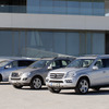 メルセデスベンツのSUV。左からRクラス、Mクラス、GLクラス