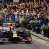 公道でのショーランは日本初。レッドブルのF1マシンが横浜の街を駆け抜けた。