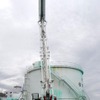 福島第一原子力発電所1号機タービン建屋への飛散防止剤散布風景（5月27日）