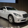 日産 フーガハイブリッド