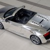 全身鏡面仕上げのアウディ R8…エルトン・ジョンの邸宅に