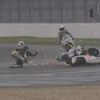 2輪レースでアクシデント…されどバイクは踊る［動画］