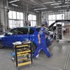 デュポンの次世代水性塗料、クロマックスプロを使用する岩手スバル自動車