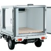 スズキ キャリイ 、低温冷凍車にスライドドアを採用