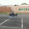 3輪車で豪快なバーンナウト…モーガン3ホイーラー［動画］