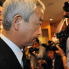 辞任を明かす松本龍復興担当相