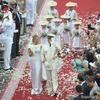 モナコ アルベール2世 結婚…レクサスオープンで市内パレード モナコ公国のアルベール2世公が結婚（2日）